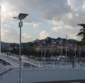 NearBy Hotel