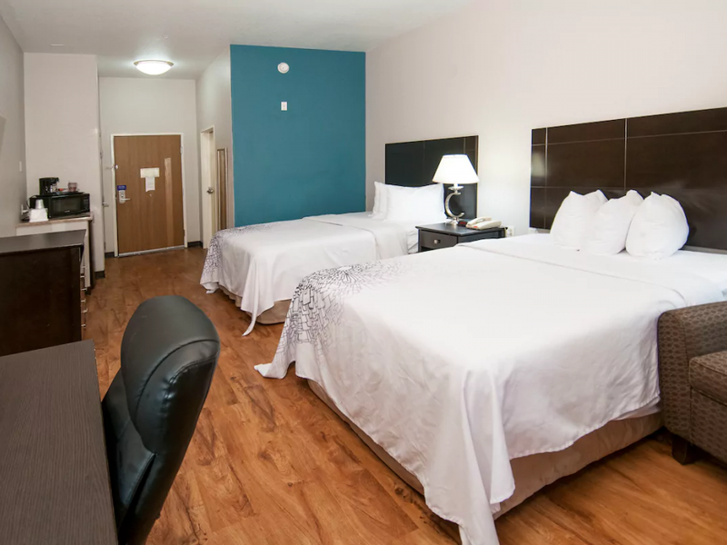 Hotel Photo 1