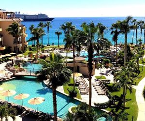 VLE-3604-OCEAN FRONT RESORT- WALKING DISTANCE TO TOWN! SWIMMABLE BEACH! Cabo San Lucas Mexico