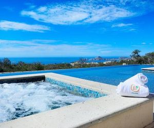 Majestic views and perfect location! Shared pool & jacuzzi Cabo San Lucas Mexico