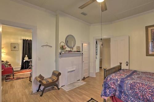 Thomasville Cottage Near The Big Oak and Downtown!
