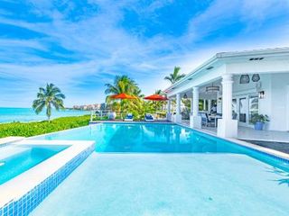 Фото отеля Villa Northwinds at Orange Hill Beach Private Pool