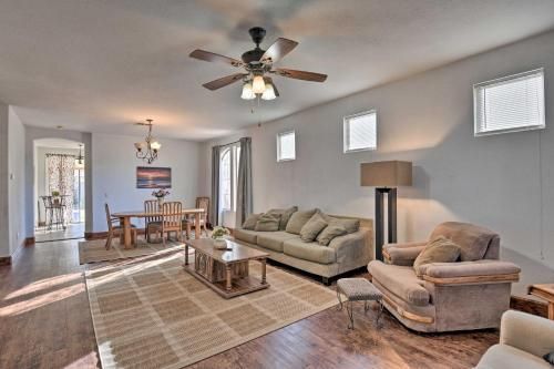 Photo of Pet-Friendly Desert Getaway about 6Mi to Downtown PHX!