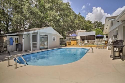 Photo of Fern Park House with Pool New Patio and Fire Pit!