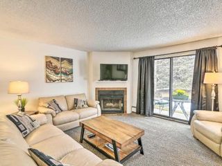 Hotel pic Anchorage Apartment with Patio - Near the Knik Arm!