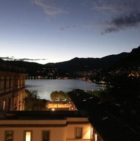 NearBy Hotel