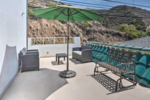 Photo of Beachfront Malibu House with 3 Decks, Jacuzzi, Sauna