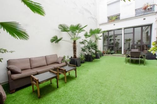 GuestReady – Amazing Family Home with Private Garden – Le Marais