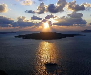 Alba Cave Villa Santorini Island Greece