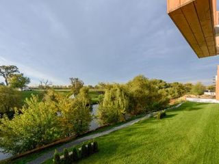 Фото отеля Il Lago - Turquoise - Cozy Luxurious Smart Home By The Lake