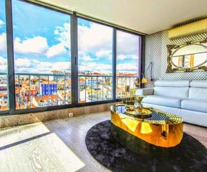 LovelyStay - Full Sky in Chiado Lisbon Portugal