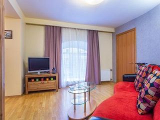 Peter the Great Apartment near Hermitage with sauna