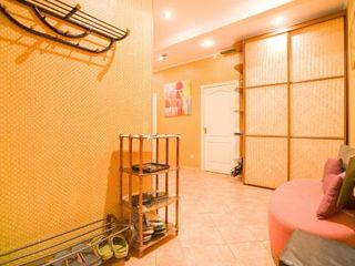 Apartment next to Kazan Cathedral