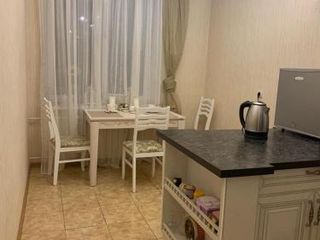 Apartment on Divenskaya 5