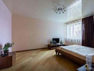 Apartamenty Na Prosveshcheniya 35