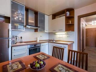 Apartamenty Na Prosveshcheniya 35