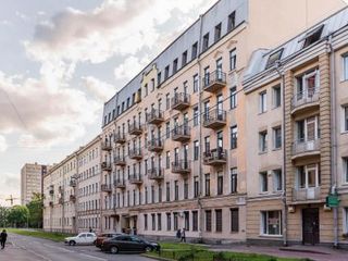 Voronezhskaya 53 by Fanoteli