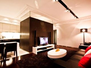 hth24 apartments on Nevskiy prospekt 133