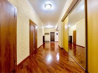hth24 apartments on Nevskiy prospekt 168