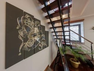 hth24 apartments on on Italiyanskaya 27