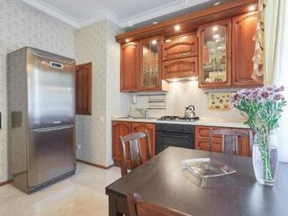 Cozy Apartment Park Pobedy