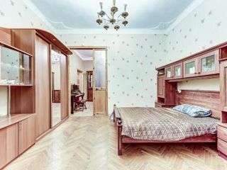 Longo classik Ostrovskogo 9