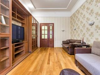 Apartment on Moskovsky prospekt 4