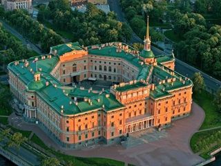 Apartment Mokhovaya 39