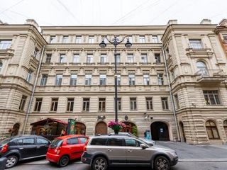 Apartment on Rubinshteina 27