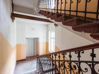 Mike Ryss' Apt on Nevsky 79