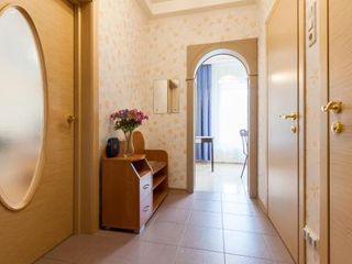 Mike Ryss' Apt on Nevsky 79