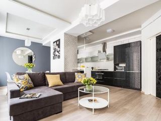 Minin Apartment near Griboedov Canal 200m2