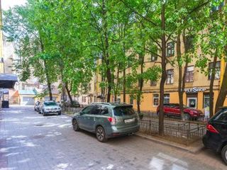 Apartment Marata 10