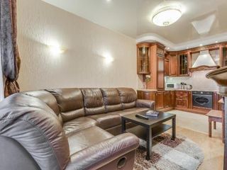 Апартаменты с камином на Варшавскои 23