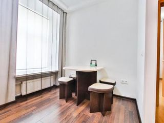 Apartment near the Griboedov Embankment