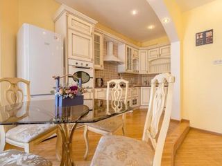 Апартаменты на Невском проспекте