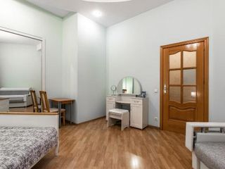 Apartment on Gorohovaya