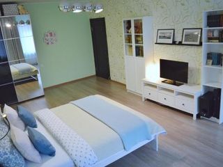 Apartment on Mokhovaya 32