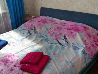 Two-bedroom apartment near Metro Leninskiy