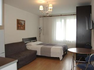 Apartment on Energetikov 11k5