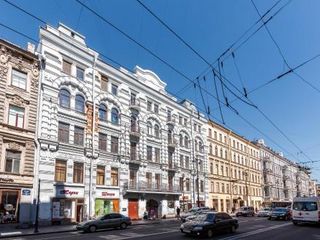 Apartment on Nevsky prospect