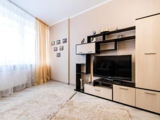 Apartment on Vernosti 17