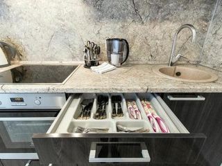 Apartment on Vernosti 17