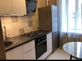 Apartment on Donskaya 10