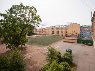 Apartment on Kavalergardskaya 12