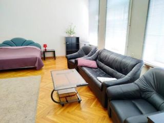 Apartment on Vladimirskiy 8