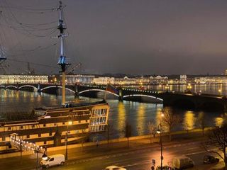 Sutki Rent с видом на Петропавловку