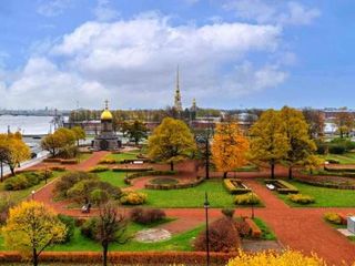 Sutki Rent с видом на Петропавловку