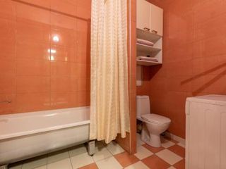 Apartment на Галстяна 1