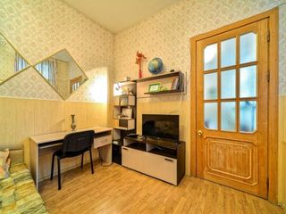 Apartment Dumskaya 5A